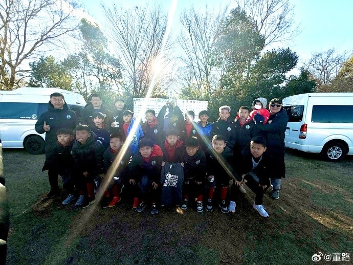  8戰(zhàn)全勝奪日本杯賽冠軍！中國足球小將發(fā)布感謝信