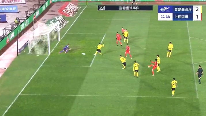  這球漂亮！19歲李新翔晃過(guò)張呈棟單挑防線破門(mén)，海港生涯處子球！