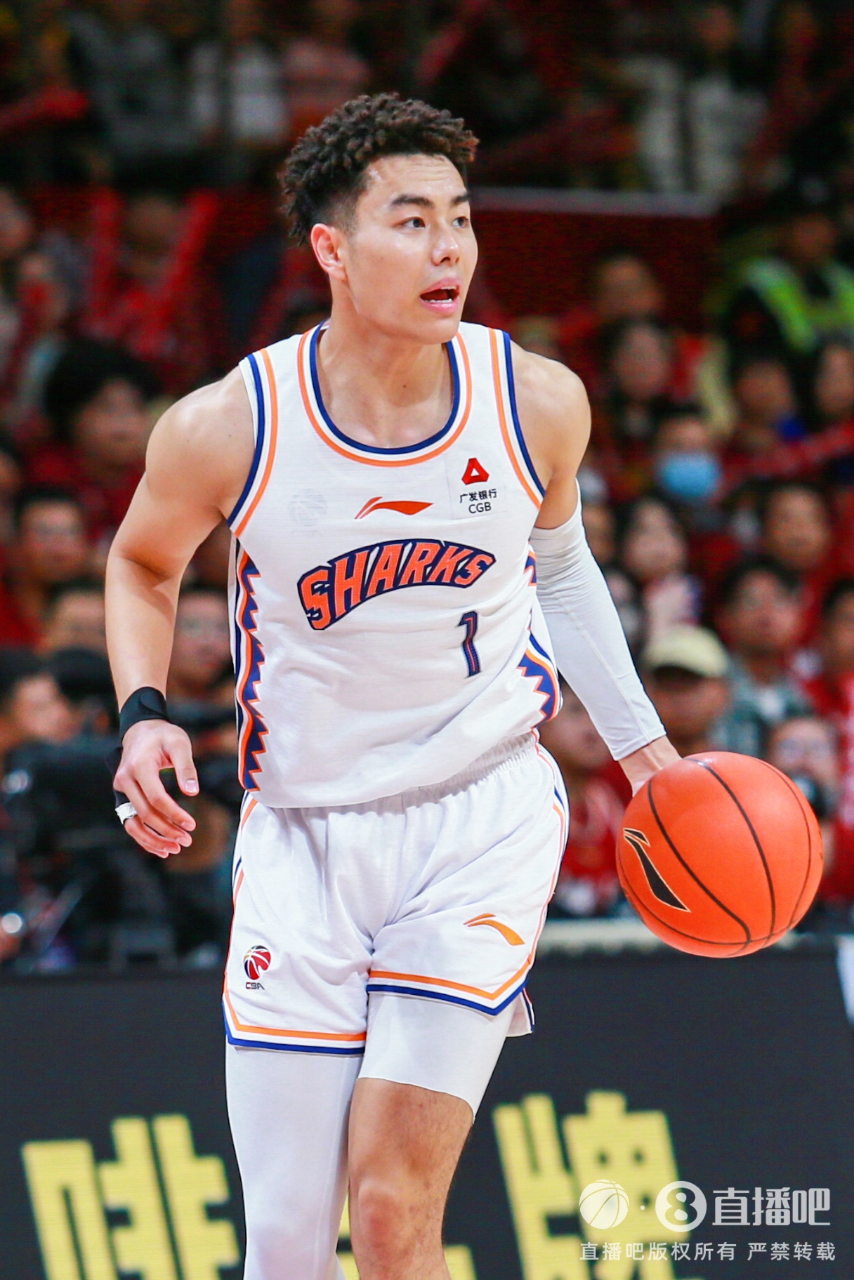  狀態(tài)火熱！李添榮15投10中&三分12中7 得到28分3板2助